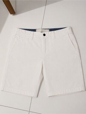 Paperbacks Men's light weight mini corduroy walking shorts